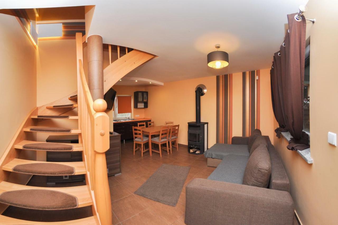 Ferienhaus Holiday Home Domki RAJ Jarosławiec Eksteriør billede