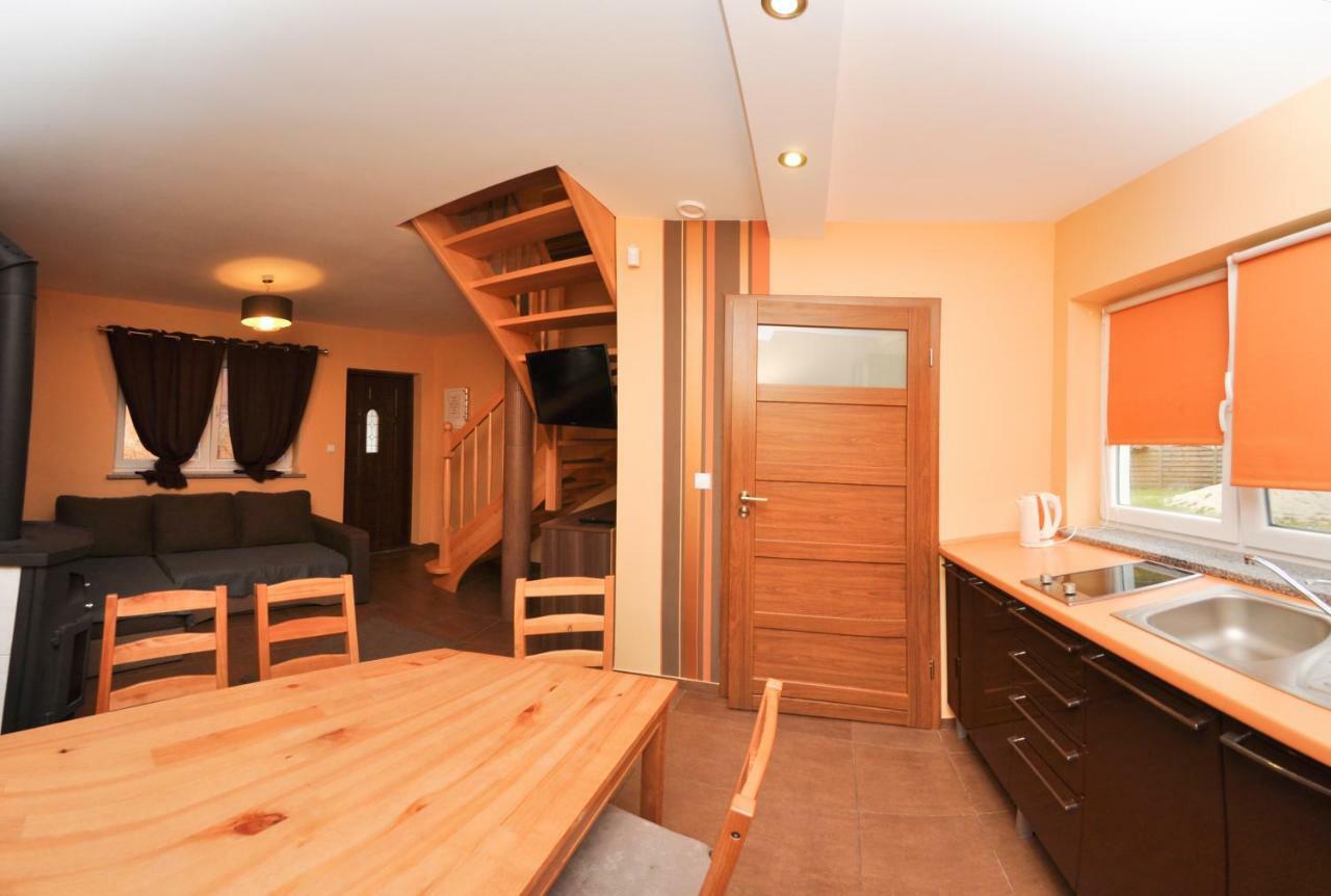 Ferienhaus Holiday Home Domki RAJ Jarosławiec Eksteriør billede