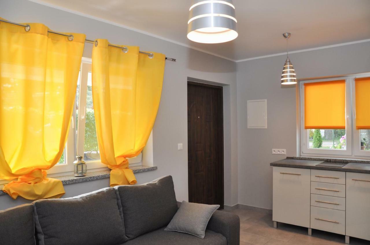 Ferienhaus Holiday Home Domki RAJ Jarosławiec Eksteriør billede